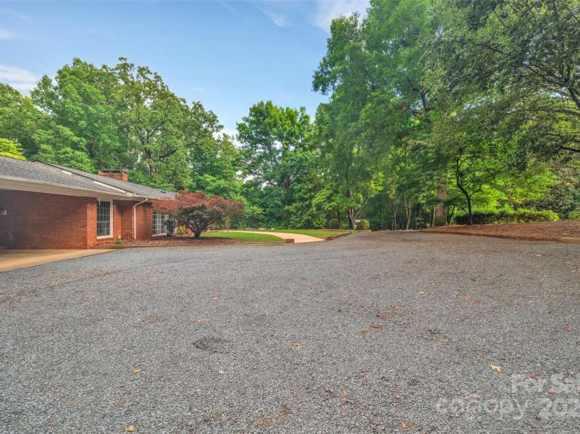 514 Wood Street, Troy, NC 27371.  MLS# CAR4266531, YatesRealty ID 17069. 