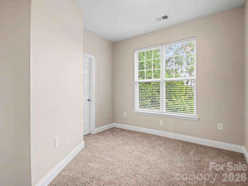 6450 Terrace View Court, Charlotte, NC 28269.  MLS# CAR4375218, YatesRealty ID 17069. 