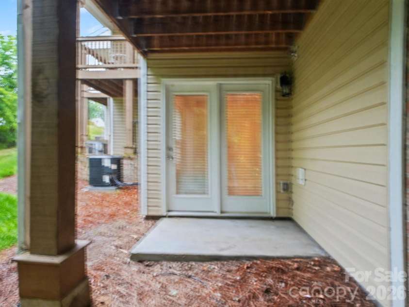 6450 Terrace View Court, Charlotte, NC 28269.  MLS# CAR4375218, YatesRealty ID 17069. 