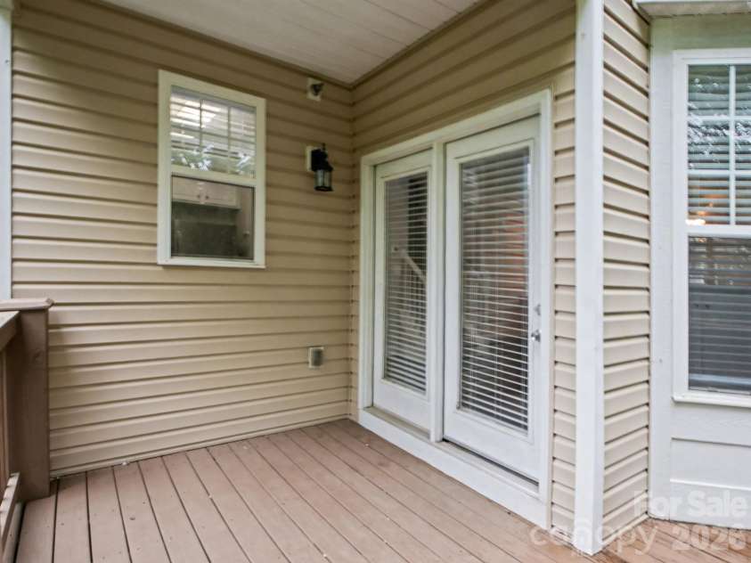 6450 Terrace View Court, Charlotte, NC 28269.  MLS# CAR4375218, YatesRealty ID 17069. 