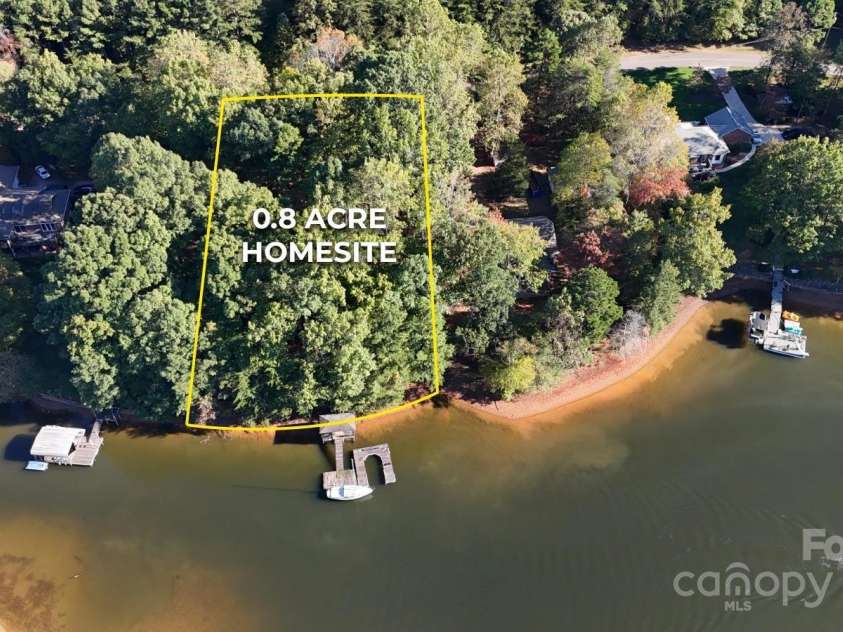 515 Kemp Road, Mooresville, NC 28117.  MLS# CAR4309491, YatesRealty ID 1707. Waterfront lot location
