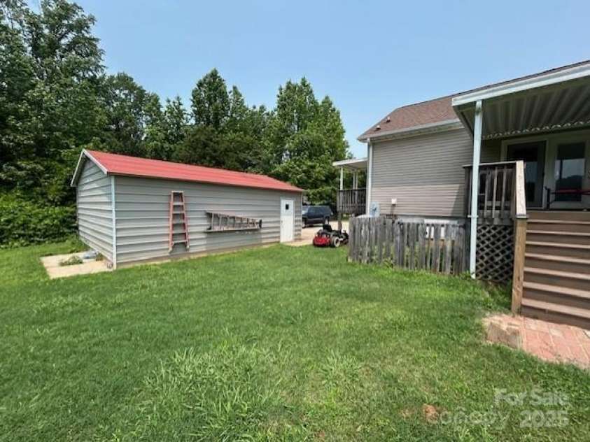 1545 Lewis Farm Road, Kings Mountain, NC 28086.  MLS# CAR4266084, YatesRealty ID 17070. 