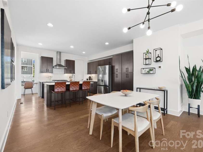 1633 Duckworth Avenue, Charlotte, NC 28208.  MLS# CAR4375706, YatesRealty ID 17071. 