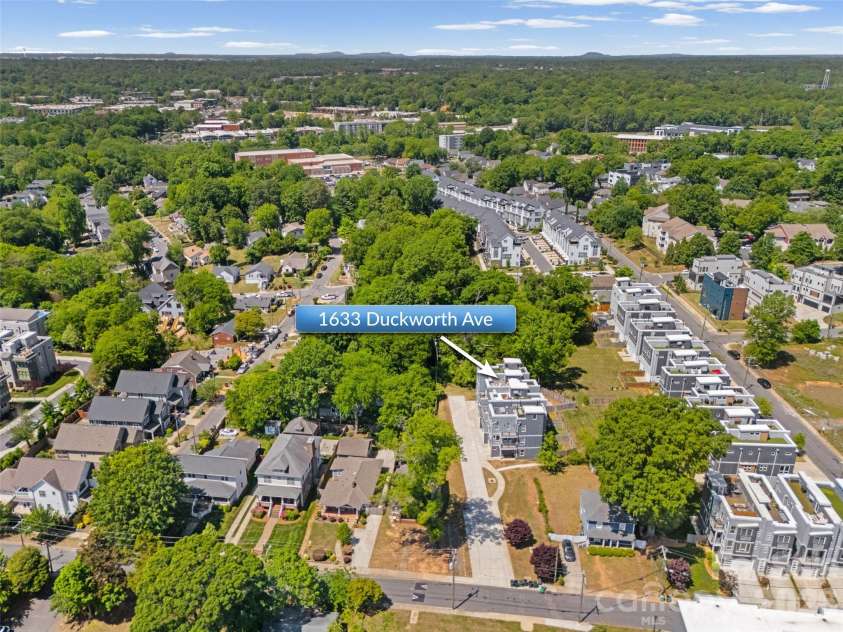 1633 Duckworth Avenue, Charlotte, NC 28208.  MLS# CAR4375706, YatesRealty ID 17071. 