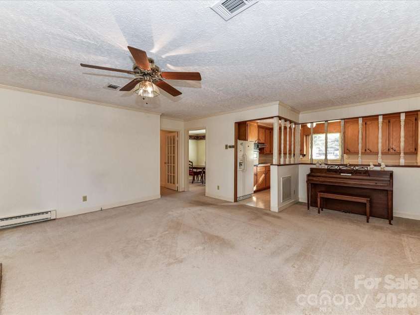1416 Marjorie Drive, Matthews, NC 28105.  MLS# CAR4368499, YatesRealty ID 17072. 