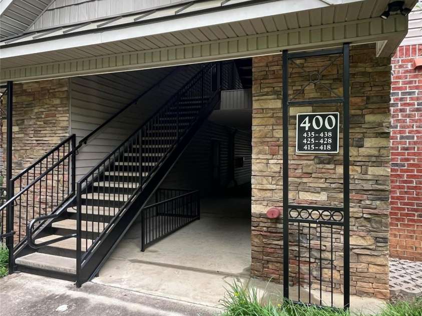 415 Appeldoorn Circle, Asheville, NC 28803.  MLS# CAR4259197, YatesRealty ID 17072. 