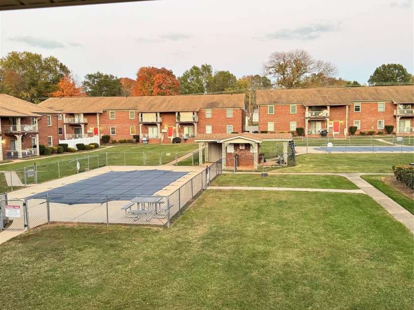 2106 Main Street, Kannapolis, NC 28081.  MLS# CAR4263583, YatesRealty ID 17073. 