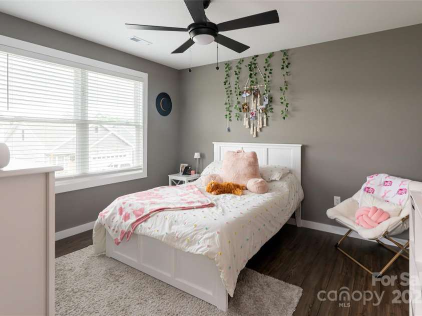 27 Sage Crest Loop, Weaverville, NC 28787.  MLS# CAR4266295, YatesRealty ID 17074. 