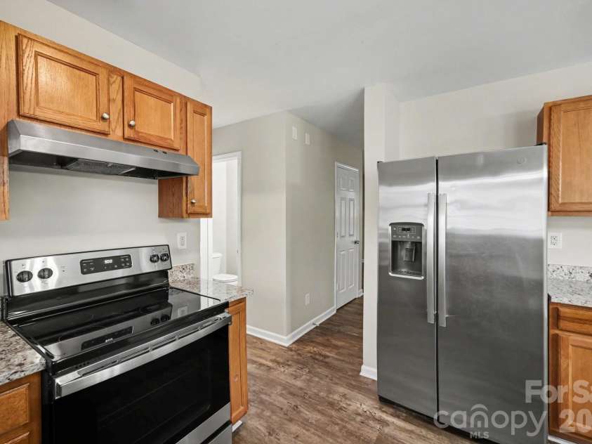 7916 Mcgarry Trail, Charlotte, NC 28214.  MLS# CAR4375221, YatesRealty ID 17074. 