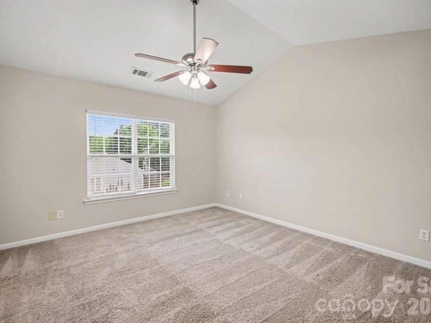 7916 Mcgarry Trail, Charlotte, NC 28214.  MLS# CAR4375221, YatesRealty ID 17074. 