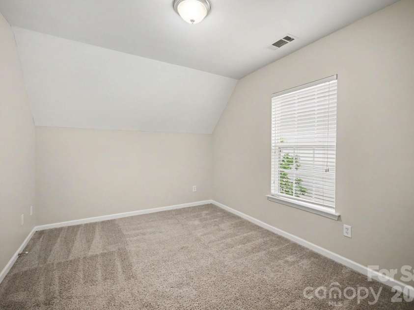7916 Mcgarry Trail, Charlotte, NC 28214.  MLS# CAR4375221, YatesRealty ID 17074. 