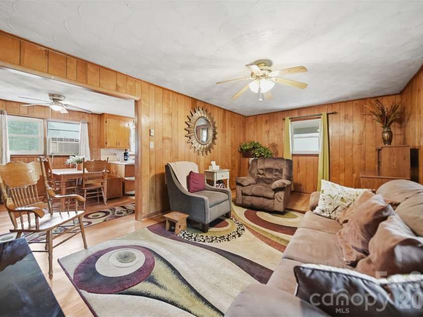 1329 33rd Street, Conover, NC 28613.  MLS# CAR4376723, YatesRealty ID 17075. 