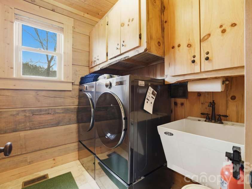 2150 Shellstand Road, Almond, NC 28702.  MLS# CAR4376734, YatesRealty ID 17076. 