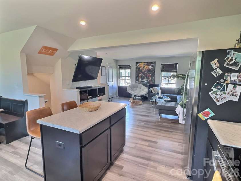 3011 Killick Terrace, Charlotte, NC 28269.  MLS# CAR4376454, YatesRealty ID 17077. 