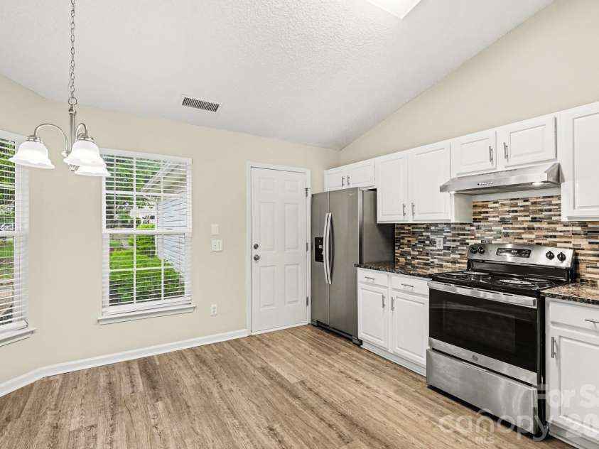 5132 Deerton Road, Charlotte, NC 28269.  MLS# CAR4375219, YatesRealty ID 17078. 