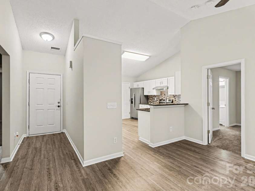 5132 Deerton Road, Charlotte, NC 28269.  MLS# CAR4375219, YatesRealty ID 17078. 