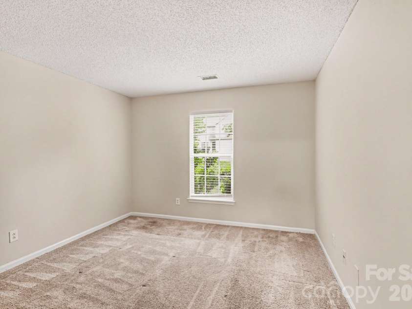 5132 Deerton Road, Charlotte, NC 28269.  MLS# CAR4375219, YatesRealty ID 17078. 