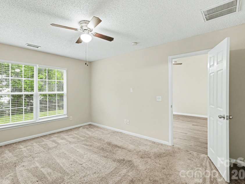 5132 Deerton Road, Charlotte, NC 28269.  MLS# CAR4375219, YatesRealty ID 17078. 