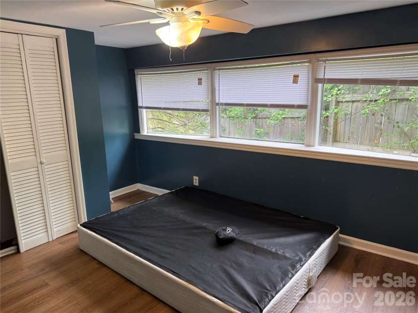 45 Overbrook Drive, Saluda, NC 28773.  MLS# CAR4376306, YatesRealty ID 17079. 
