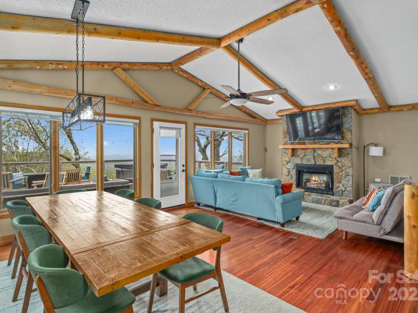 114 Spruce Hollow Road, Beech Mountain, NC 28604.  MLS# CAR4221992, YatesRealty ID 1708. 