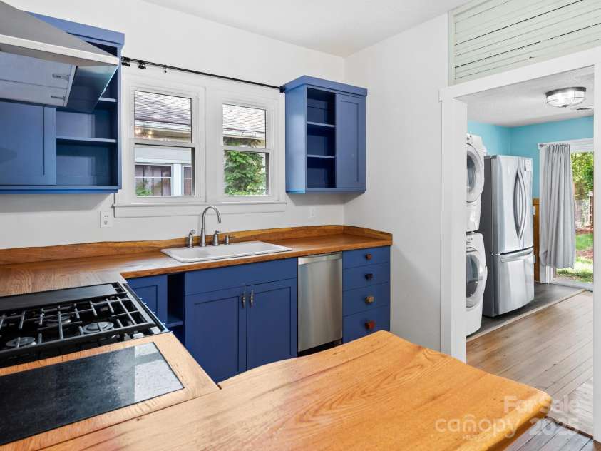 57 Nevada Avenue, Asheville, NC 28806.  MLS# CAR4255023, YatesRealty ID 17080. Mud Room Off Kitchen
