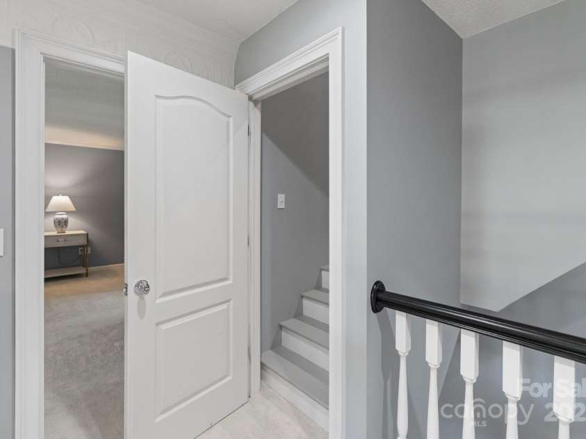 1721 White Pond Lane, Waxhaw, NC 28173.  MLS# CAR4251734, YatesRealty ID 17081. 