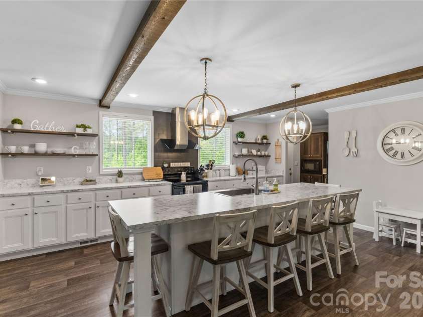 412 Mullinax Circle, Blacksburg, SC 29702.  MLS# CAR4376227, YatesRealty ID 17081. 