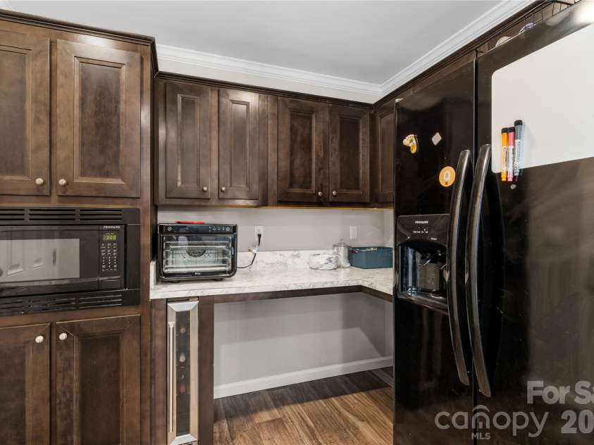 412 Mullinax Circle, Blacksburg, SC 29702.  MLS# CAR4376227, YatesRealty ID 17081. 