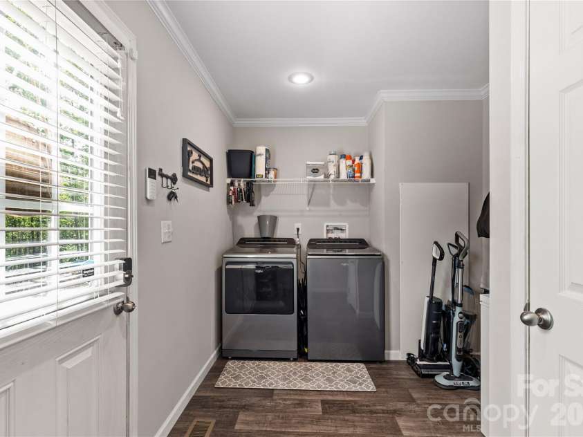 412 Mullinax Circle, Blacksburg, SC 29702.  MLS# CAR4376227, YatesRealty ID 17081. 