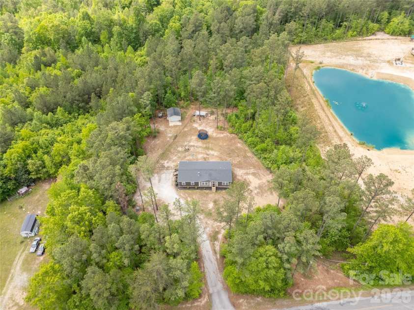 412 Mullinax Circle, Blacksburg, SC 29702.  MLS# CAR4376227, YatesRealty ID 17081. 