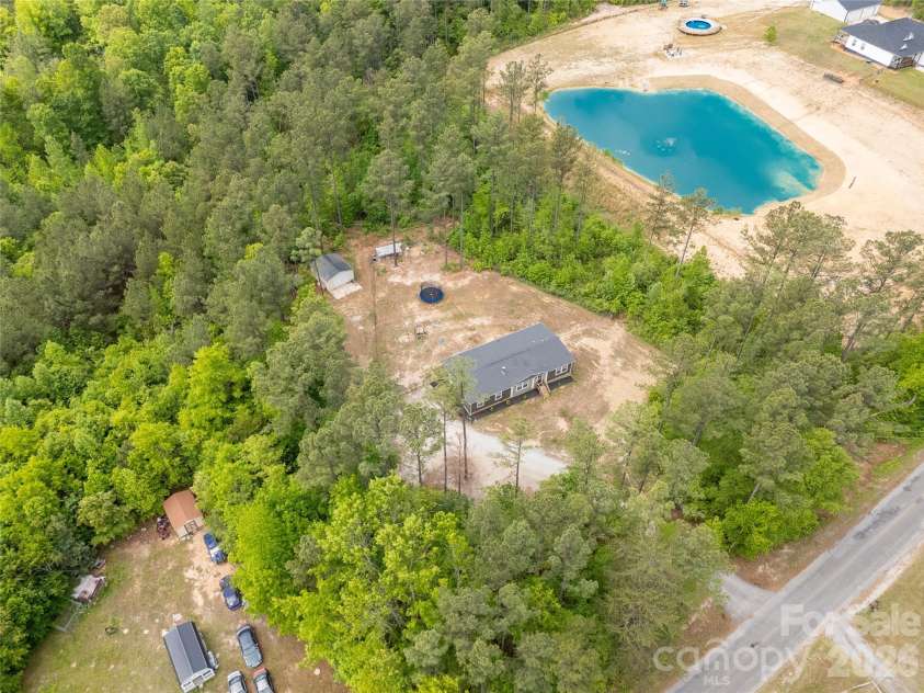 412 Mullinax Circle, Blacksburg, SC 29702.  MLS# CAR4376227, YatesRealty ID 17081. 