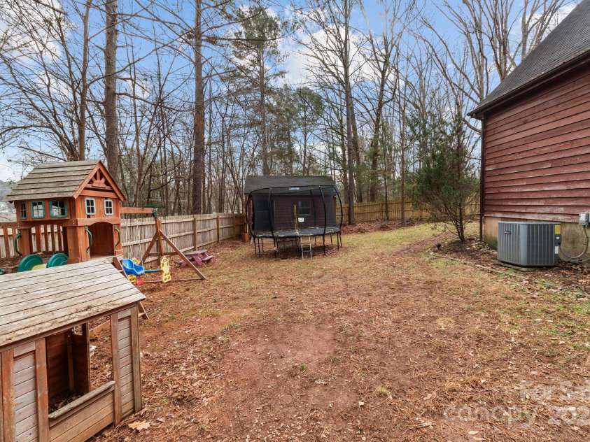 102 Serene Street, Mount Gilead, NC 27306.  MLS# CAR4215136, YatesRealty ID 17082. 