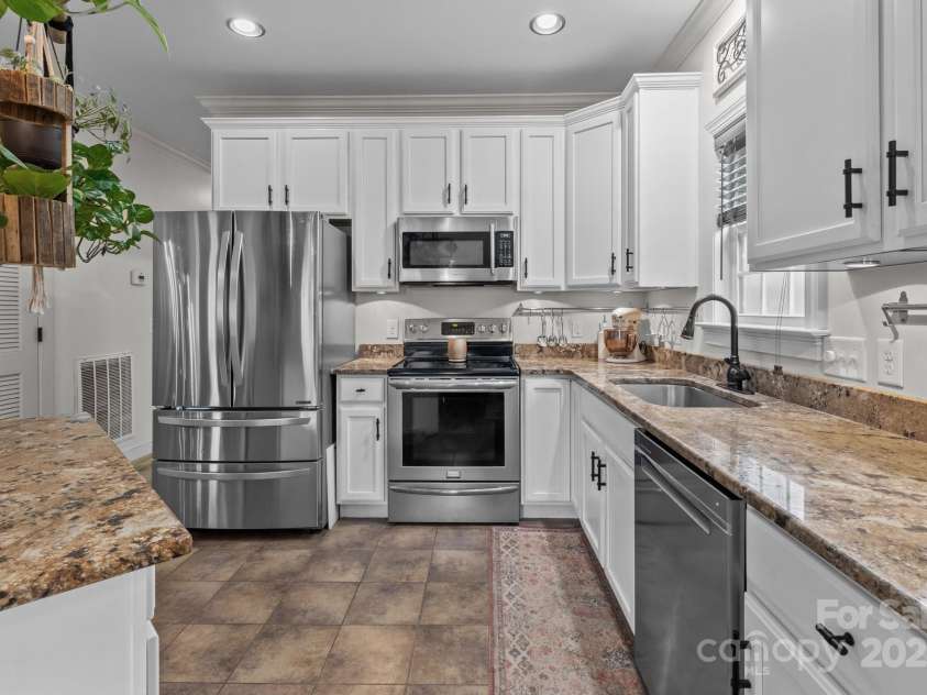 102 Serene Street, Mount Gilead, NC 27306.  MLS# CAR4215136, YatesRealty ID 17082. 