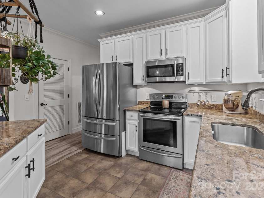 102 Serene Street, Mount Gilead, NC 27306.  MLS# CAR4215136, YatesRealty ID 17082. 