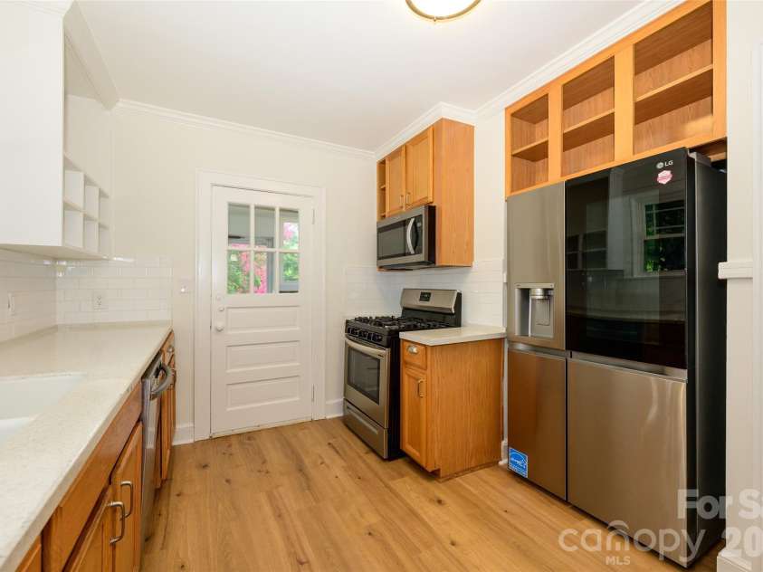 774 Eden Terrace, Rock Hill, SC 29730.  MLS# CAR4376793, YatesRealty ID 17082. Kitchen