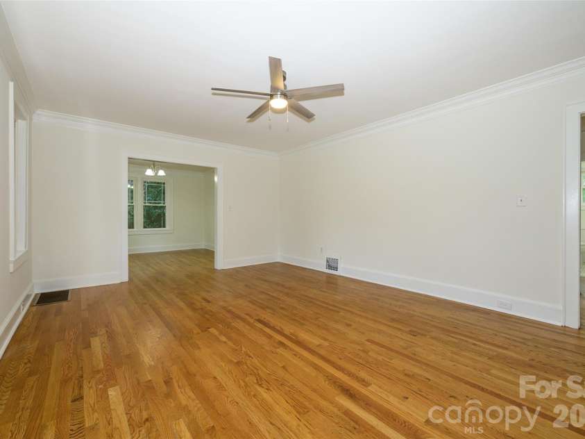 774 Eden Terrace, Rock Hill, SC 29730.  MLS# CAR4376793, YatesRealty ID 17082. Living room