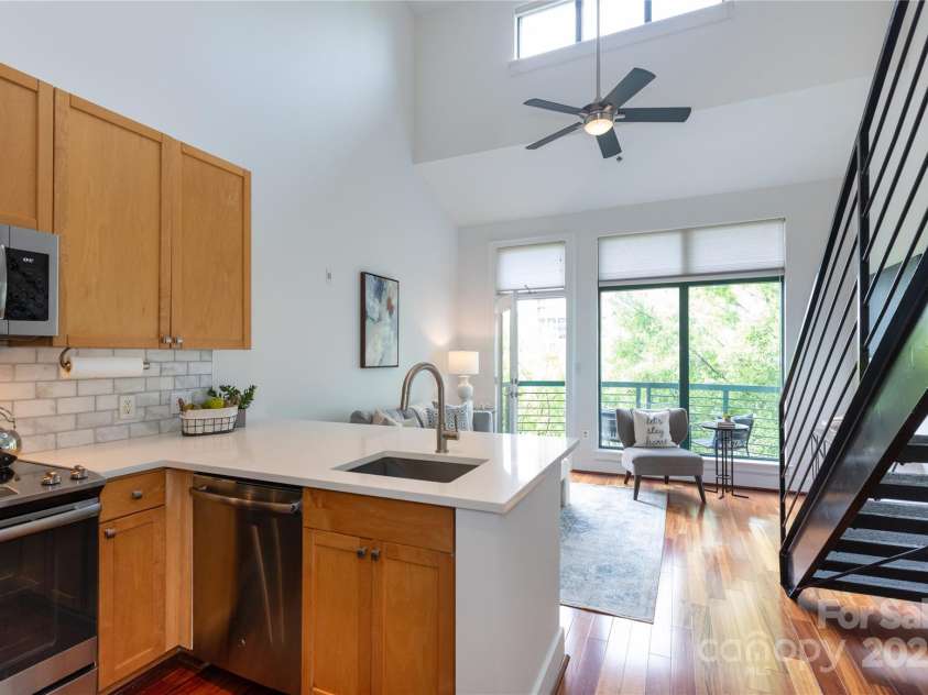115 Park Avenue, Charlotte, NC 28203.  MLS# CAR4260086, YatesRealty ID 17083. 