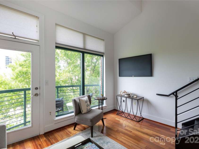 115 Park Avenue, Charlotte, NC 28203.  MLS# CAR4260086, YatesRealty ID 17083. 