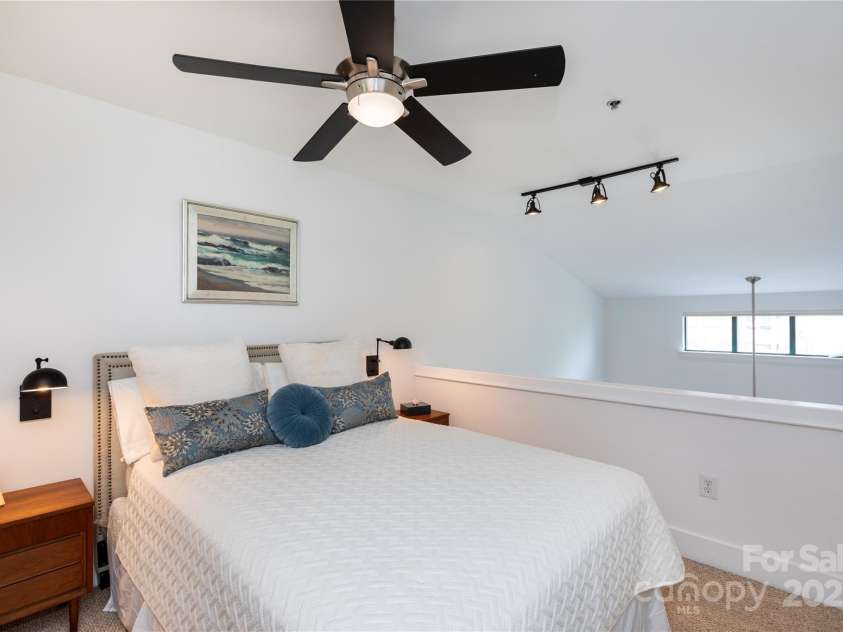 115 Park Avenue, Charlotte, NC 28203.  MLS# CAR4260086, YatesRealty ID 17083. 