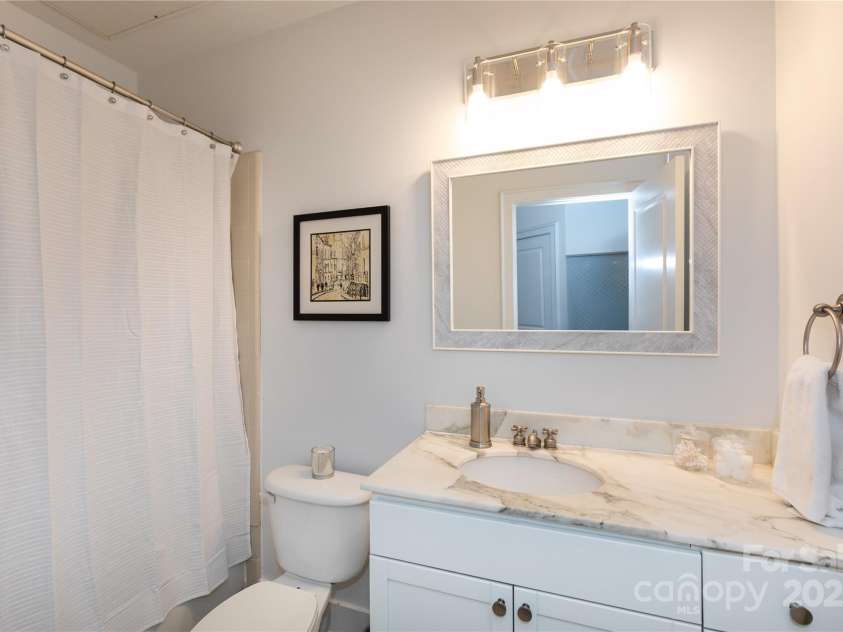 115 Park Avenue, Charlotte, NC 28203.  MLS# CAR4260086, YatesRealty ID 17083. 