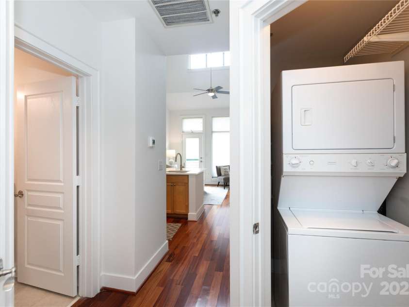 115 Park Avenue, Charlotte, NC 28203.  MLS# CAR4260086, YatesRealty ID 17083. 