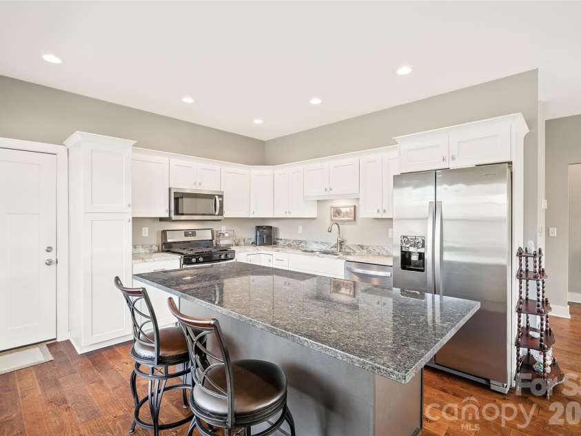 223 River Breeze Lane, Etowah, NC 28729.  MLS# CAR4368154, YatesRealty ID 17083. 