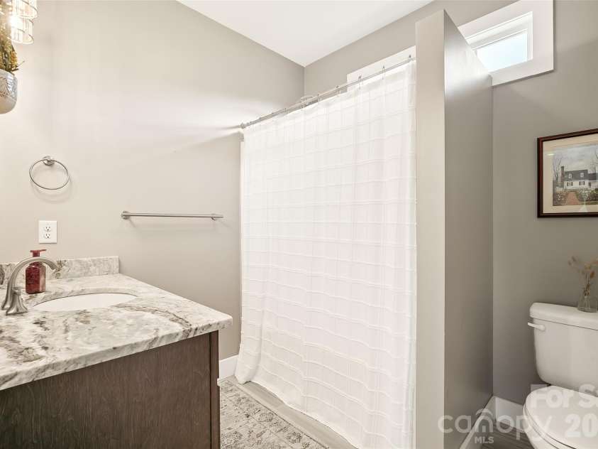 223 River Breeze Lane, Etowah, NC 28729.  MLS# CAR4368154, YatesRealty ID 17083. 