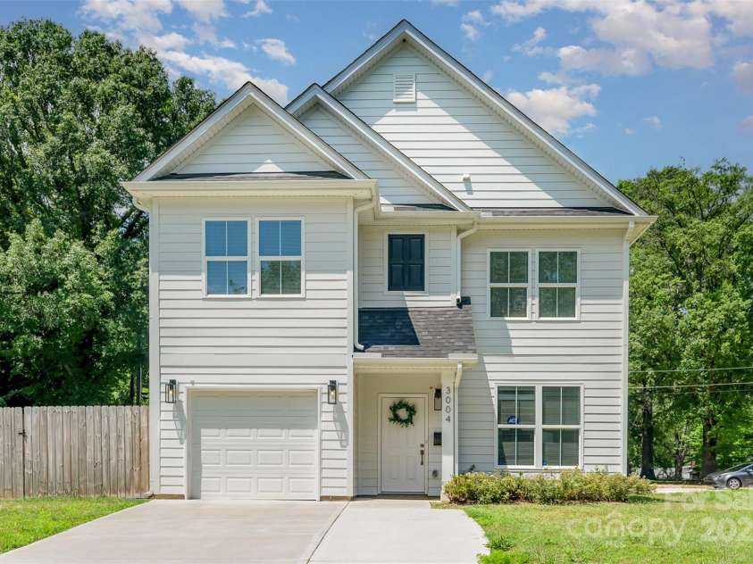 3004 Marlowe Avenue, Charlotte, NC 28208.  MLS# CAR4260735, YatesRealty ID 17084. 