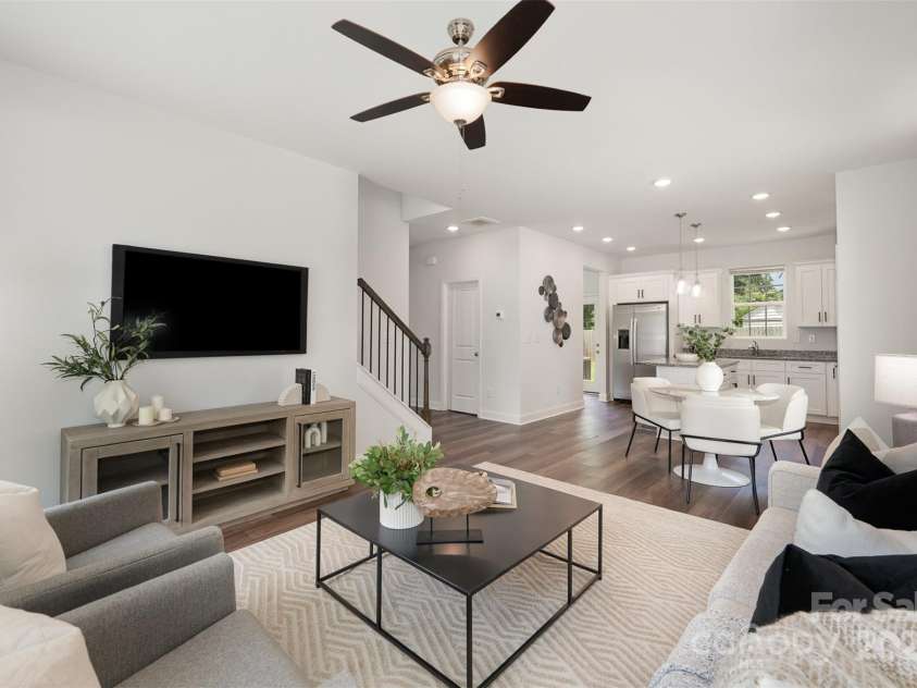 3004 Marlowe Avenue, Charlotte, NC 28208.  MLS# CAR4260735, YatesRealty ID 17084. 