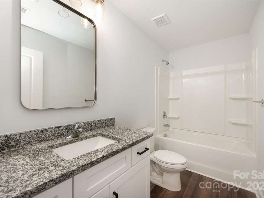 3004 Marlowe Avenue, Charlotte, NC 28208.  MLS# CAR4260735, YatesRealty ID 17084. 