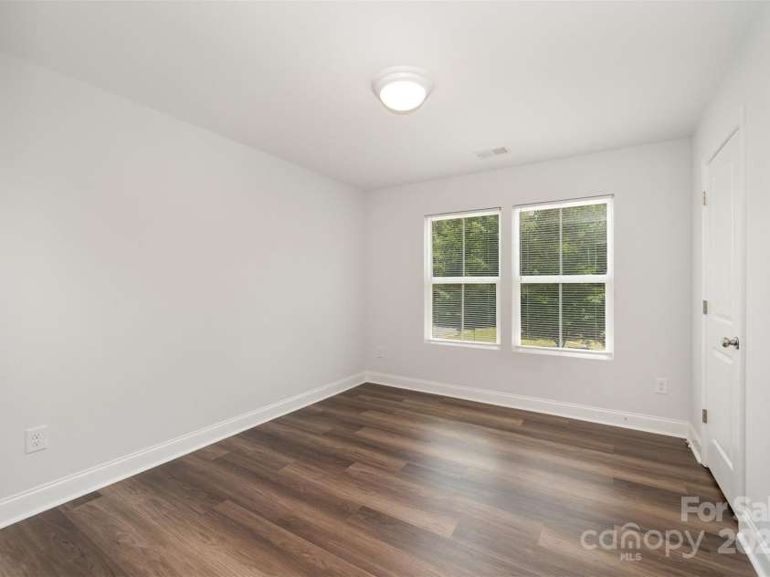 3004 Marlowe Avenue, Charlotte, NC 28208.  MLS# CAR4260735, YatesRealty ID 17084. 