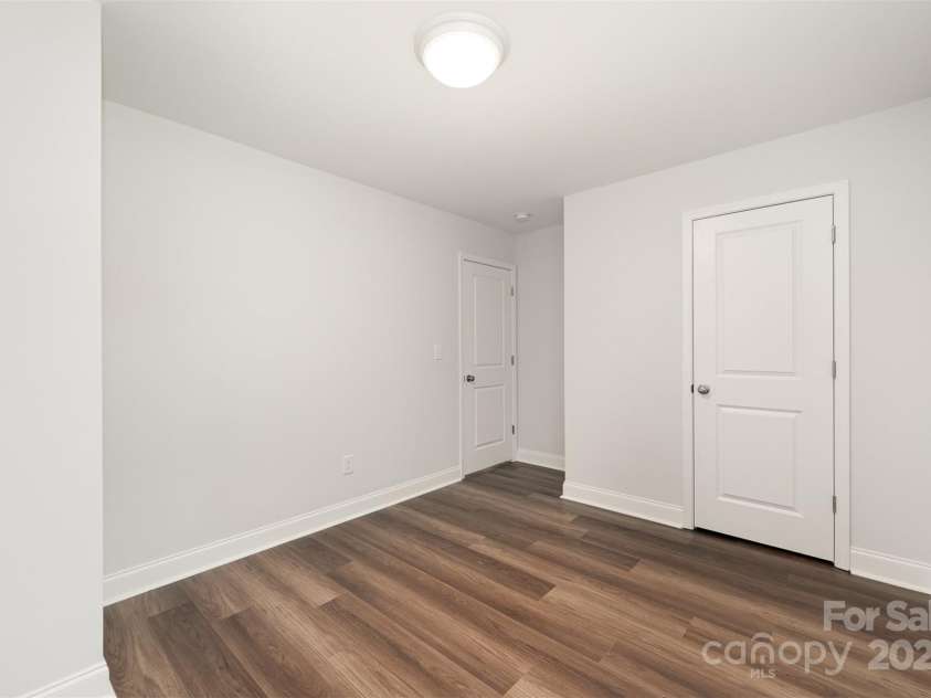 3004 Marlowe Avenue, Charlotte, NC 28208.  MLS# CAR4260735, YatesRealty ID 17084. 