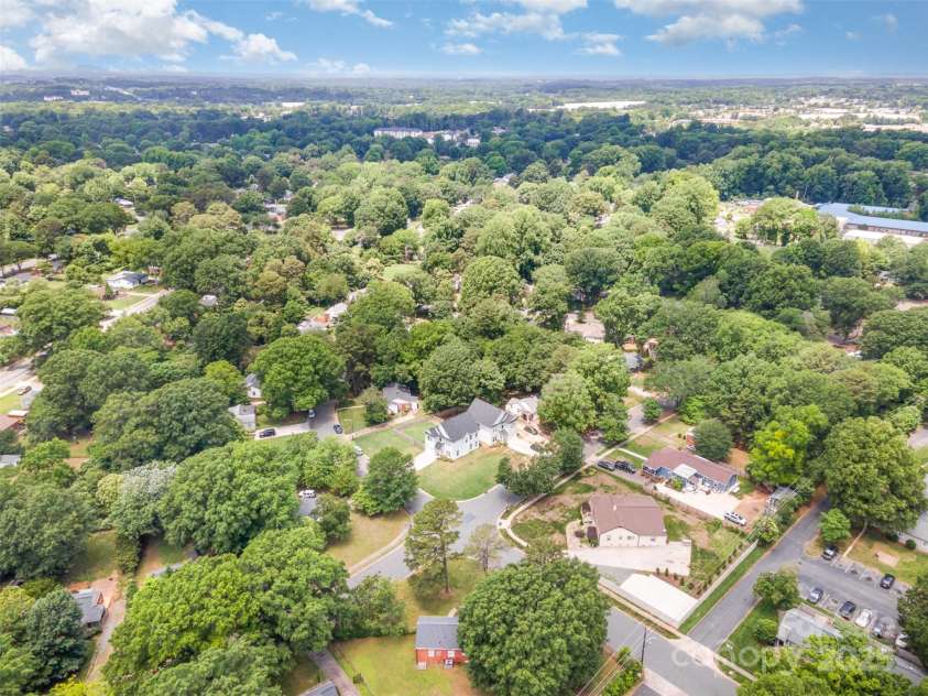 3004 Marlowe Avenue, Charlotte, NC 28208.  MLS# CAR4260735, YatesRealty ID 17084. 