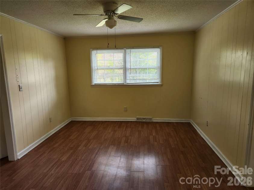 507 Mulberry Street, Cherryville, NC 28021.  MLS# CAR4349773, YatesRealty ID 17085. 